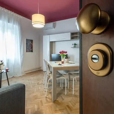 Chocolate Apartament *